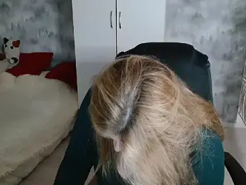 AdelinaLawson  live sex cam