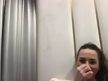Fayneli  live sex cam