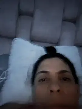 Andreadefuego  live sex cam