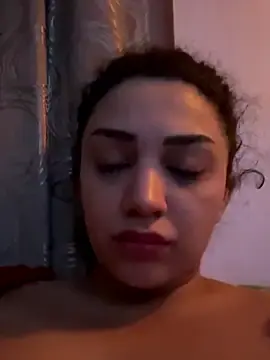 Meri-m  live sex cam