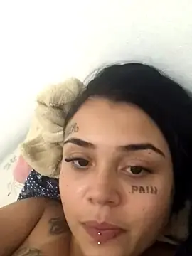 Babebommer  live sex cam