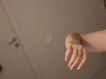 Helens_love  live sex cam