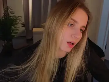 L1na_Reeds  live sex cam