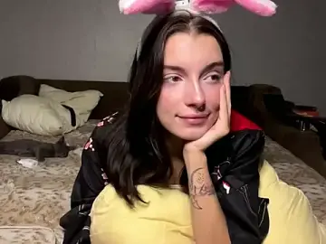 Margeriii  live sex cam