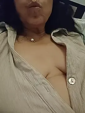 NakedMILFx  live sex cam