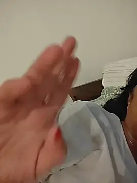 NakedMILFx  live sex cam