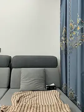 ReiningAffaire  live sex cam
