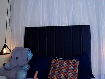 Zairaaa_  live sex cam