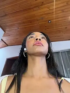 Xenia_golden  live sex cam