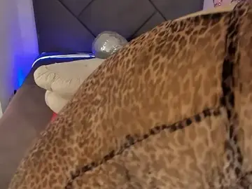 CassieEvans  live sex cam