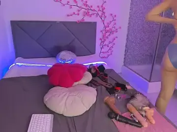CassieEvans  live sex cam