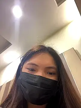 LustyAura450  live sex cam