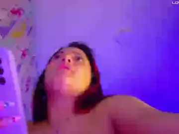 NicolleTaylor  live sex cam