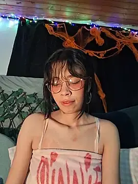 Sweetiedolly011  live sex cam