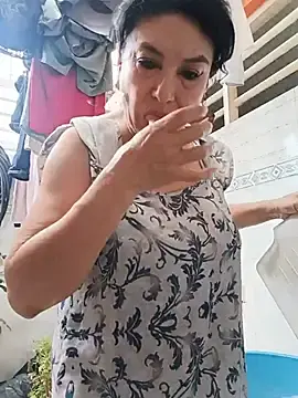 Katysquirtdirty  live sex cam