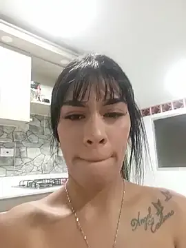 Miss_walkert  live sex cam