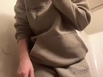 Onlyeevie  live sex cam