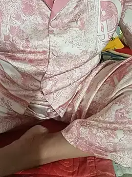 Candy-sexyy  live sex cam