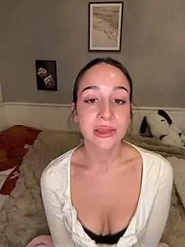 ChiaraMauzi  live sex cam