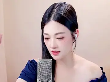 Eiayw_cc  live sex cam