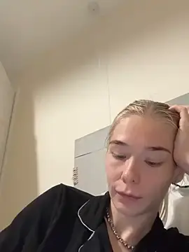 Hotb_x  live sex cam