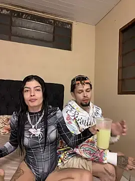 LawrencyLarry  live sex cam
