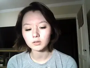 QuyenLuellen  live sex cam