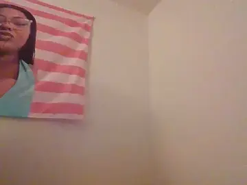 TharealBunn  live sex cam