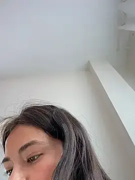 Adriennesexxx  live sex cam