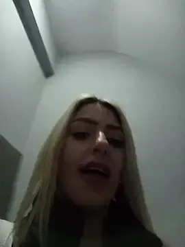 BlondeKasarSude  live sex cam