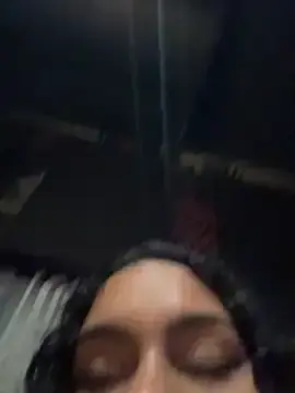 Isasexyy_  live sex cam