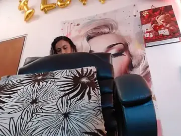 Sexy-Favgirl  live sex cam
