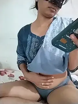 Kajal_sexy87  live sex cam