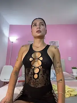 AdrenalGoverne  live sex cam
