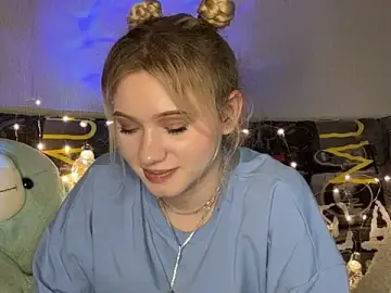 EarlineStrojnys  live sex cam