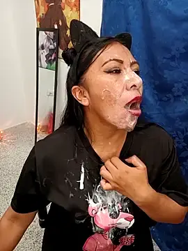 Esmeralda_546  live sex cam