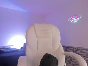KittyVelve  live sex cam