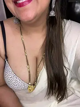 Notty-HotyBhabhi  live sex cam