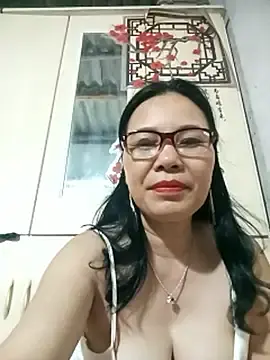 Nuna_689  live sex cam
