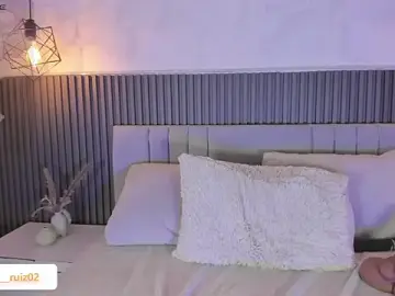 PAULETEJOHNSON  live sex cam