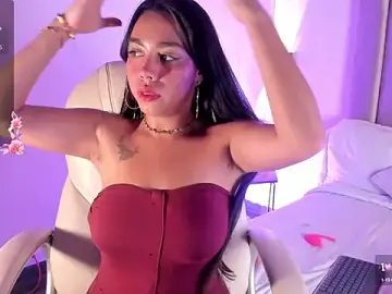 Valentina-Garciia  live sex cam
