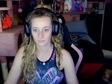 YourSecretGF963  live sex cam