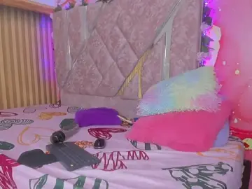 Candy__Moon_  live sex cam
