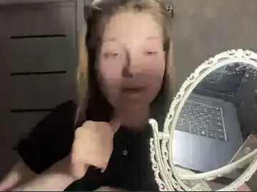 JoanaOrehek  live sex cam