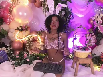 Lunakellerr  live sex cam