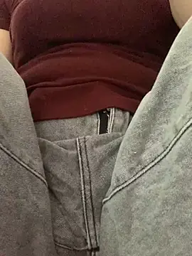 Meanii  live sex cam