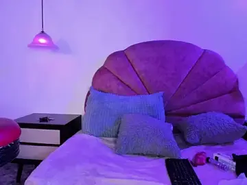 Rossy_Red9999  live sex cam