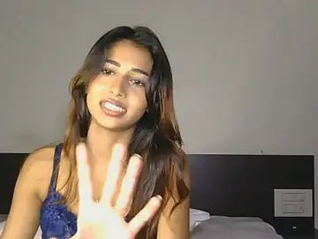 STRIP_GLOW  live sex cam