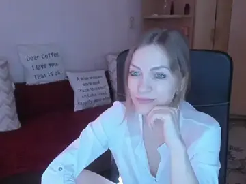 Tiffany_Bates  live sex cam