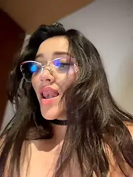 Veronica_Wins_  live sex cam